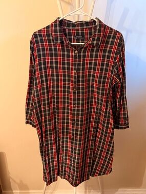 Women Red and Black Plaid Button-Up Shirt